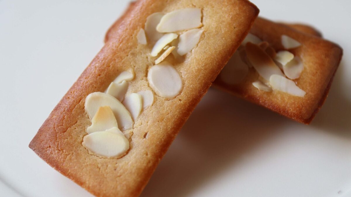 米粉のメリットとデメリット。上手くまとめて美味しく作るレシピ（竜眼肉と人参のパウンドケーキ）