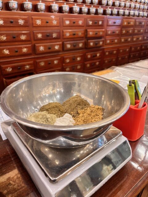 台北旅その2.雙連朝市と中医クリニックで診察