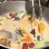 台北旅その１. 龍山寺と美味しい薬膳鍋